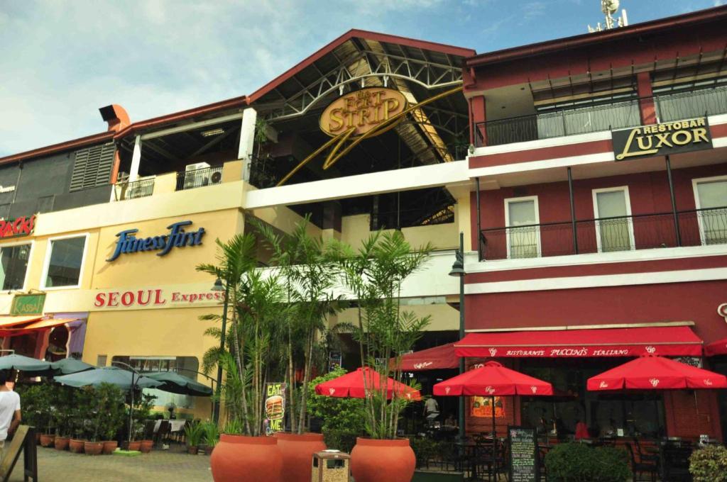 Our Awesome Hostel- Manila Makati City Zewnętrze zdjęcie